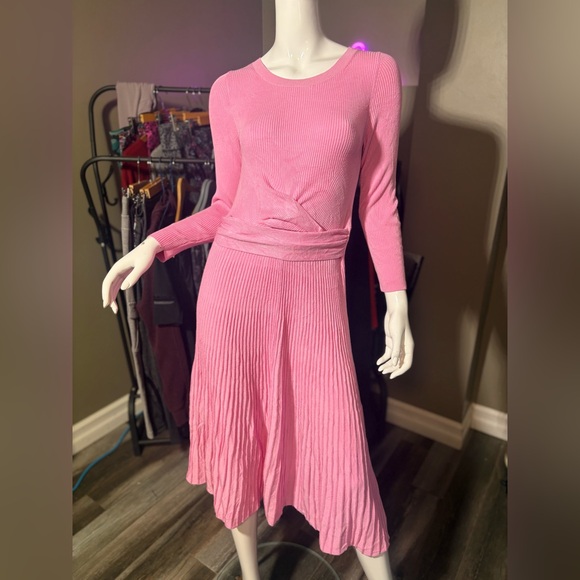 Anthropologie Dresses & Skirts - By Anthropologie Long-Sleeve Ribbed Sweater Midi Dress SP
